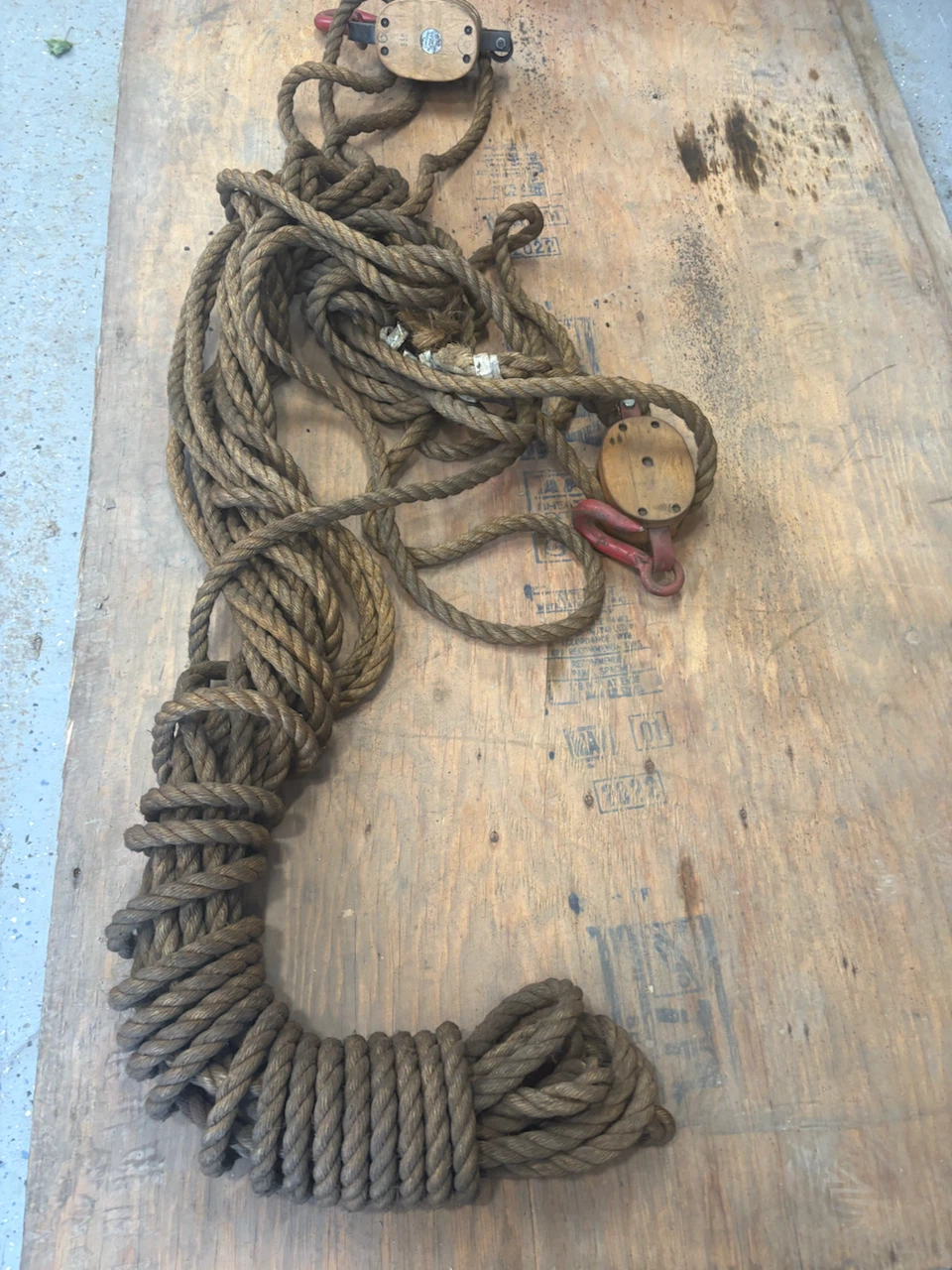 Rope hoist with block and pulley - photo 2