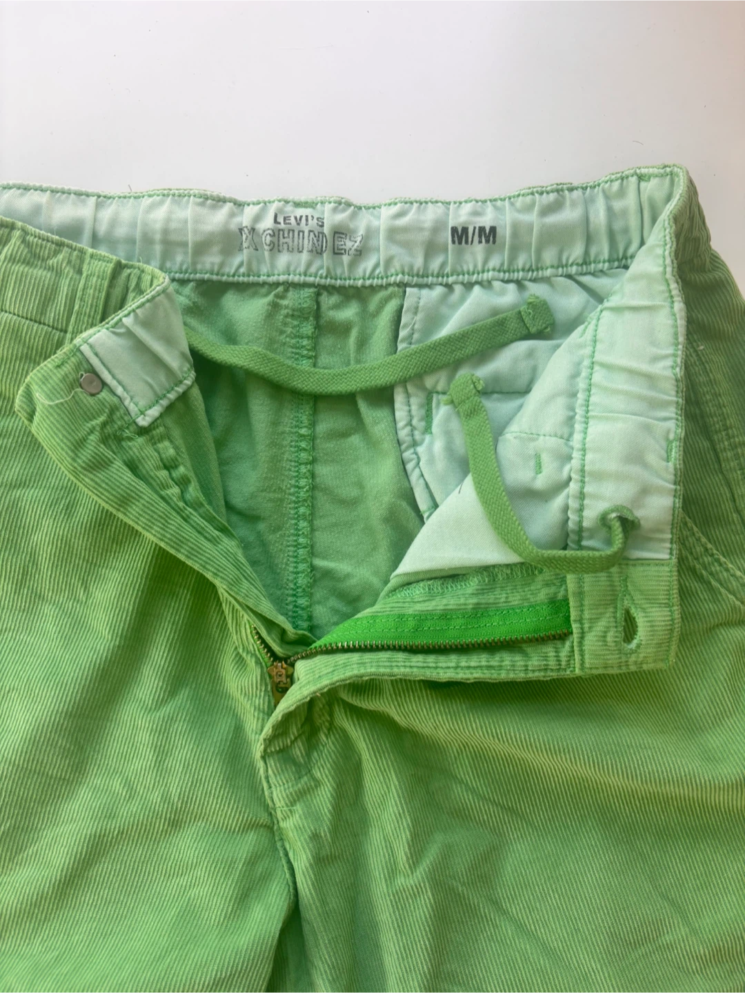Levi's Corduroy Shorts - Green - Size M - photo 4