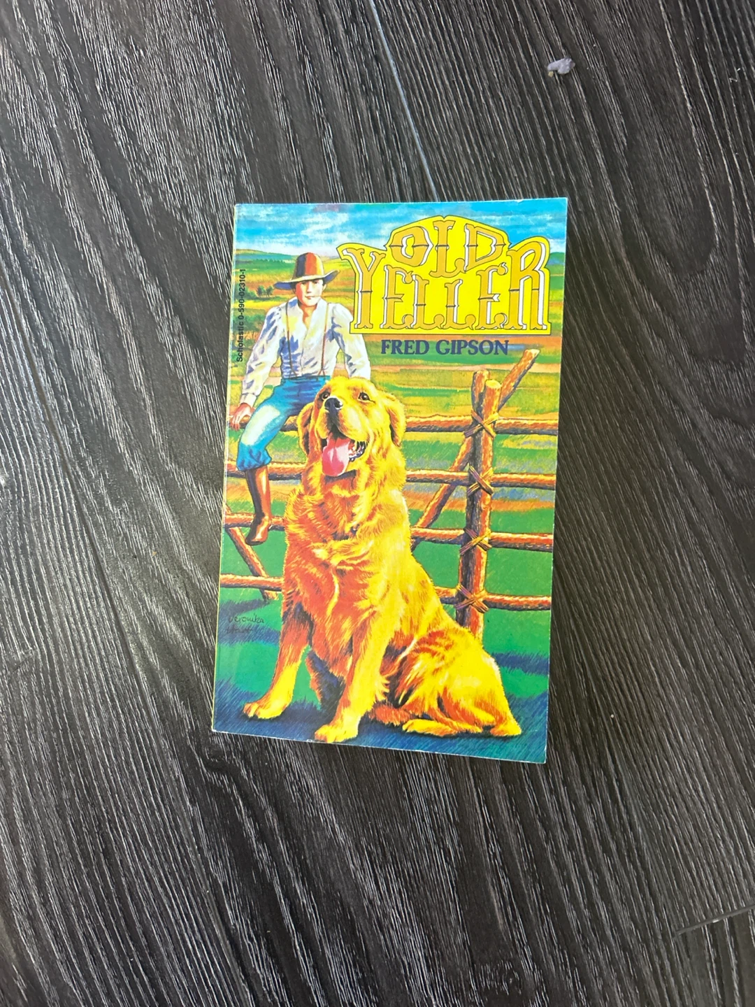 🏈Old Yeller by Fred Gipson (Scholastic)
