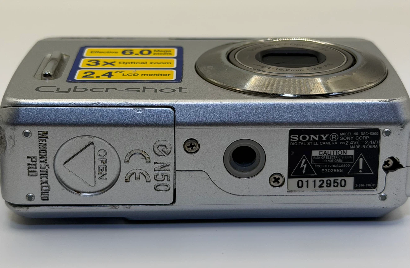 Sony Cyber-shot DSC-S500 Digital Camera - photo 3