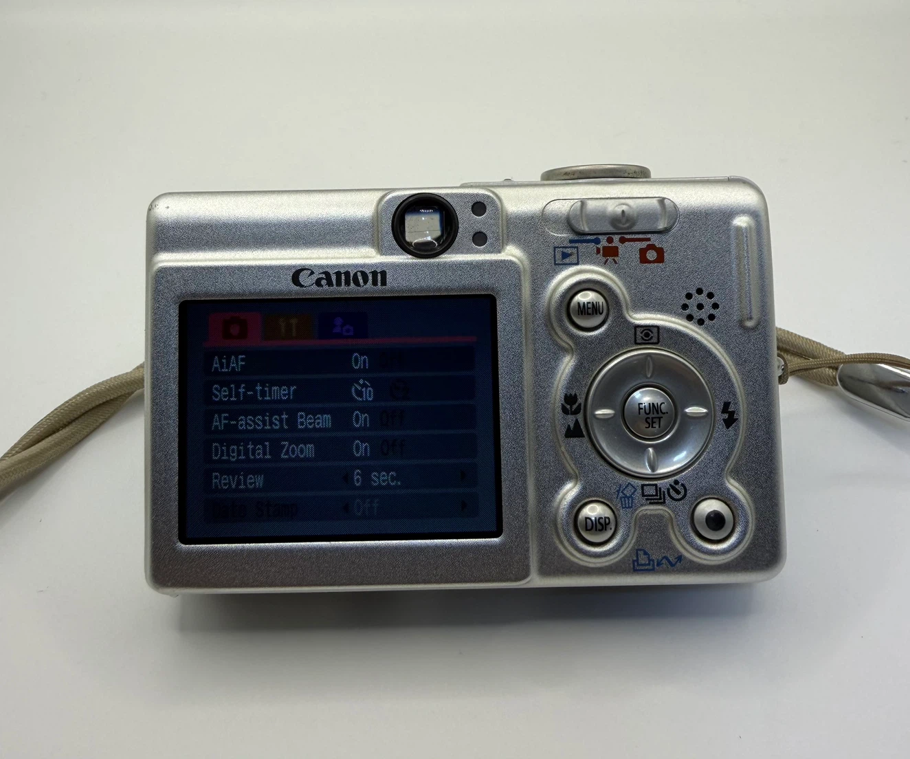 Canon PowerShot SD200 Digital ELPH - photo 2