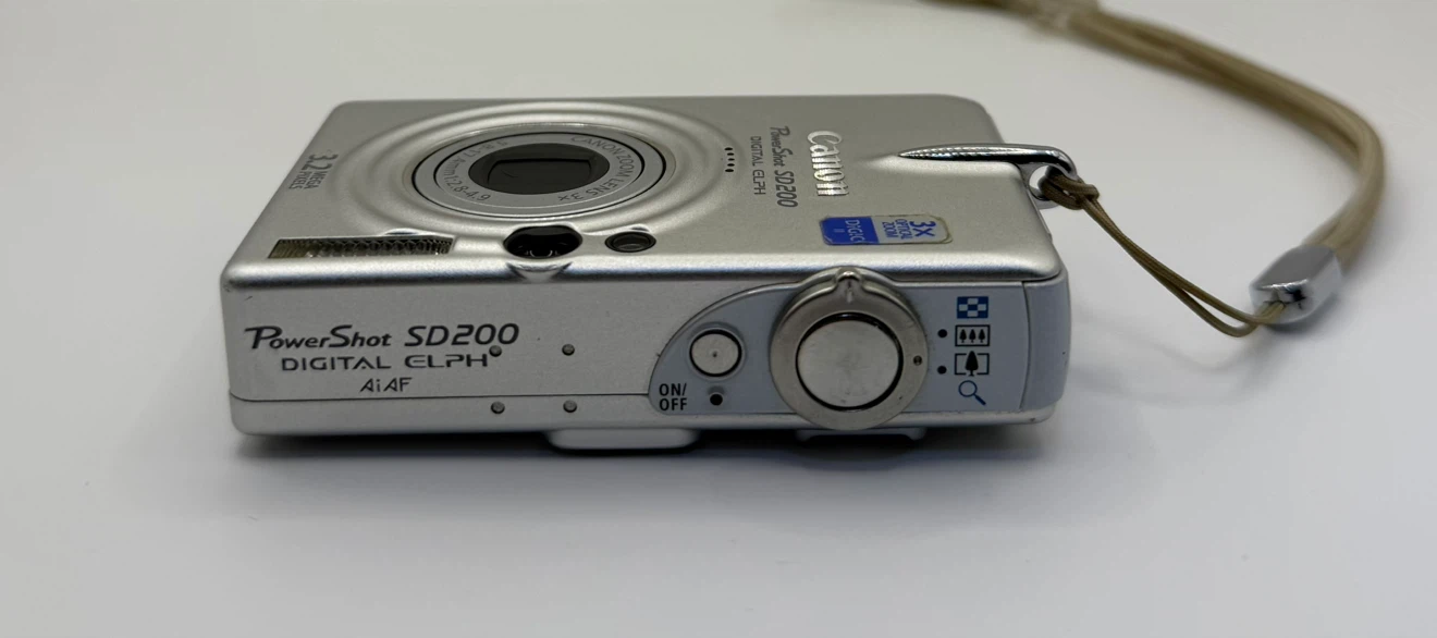 Canon PowerShot SD200 Digital ELPH - photo 4
