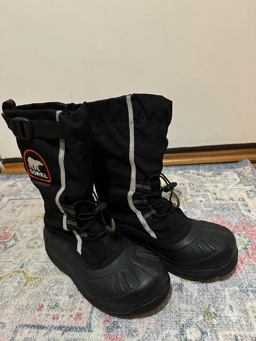 Sorel Women's Waterproof Boots Size 6 🏈