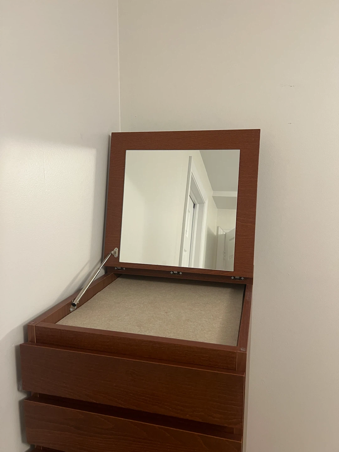 Wooden 6-Drawer Dresser with Flip-Open Mirror / Vanity - photo 2