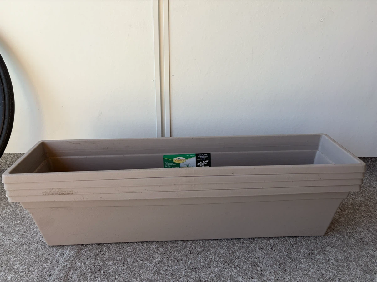Assorted Plant Pots & Planter Set - photo 2