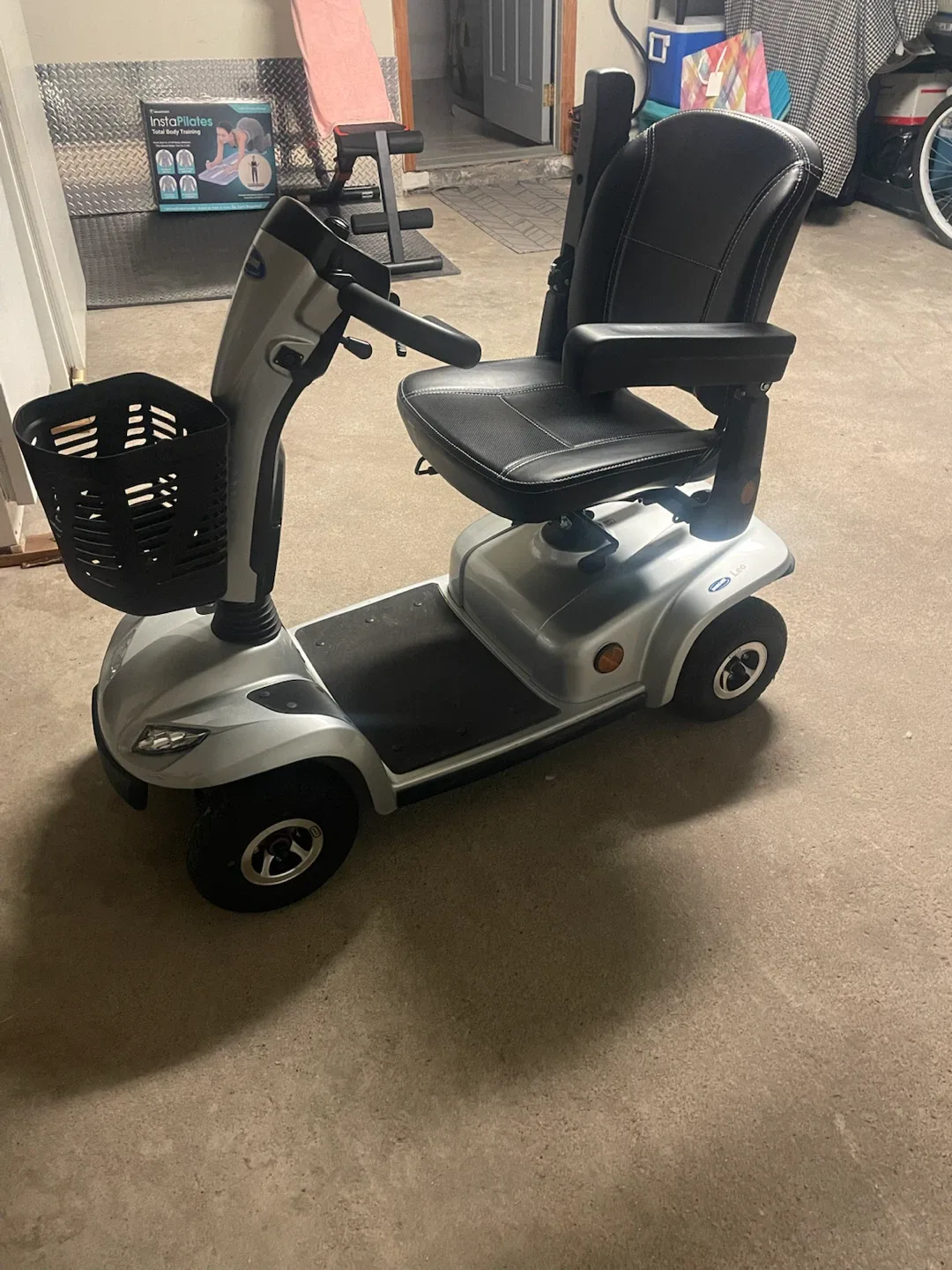 Invacare Leo Mobility Scooter - photo 2