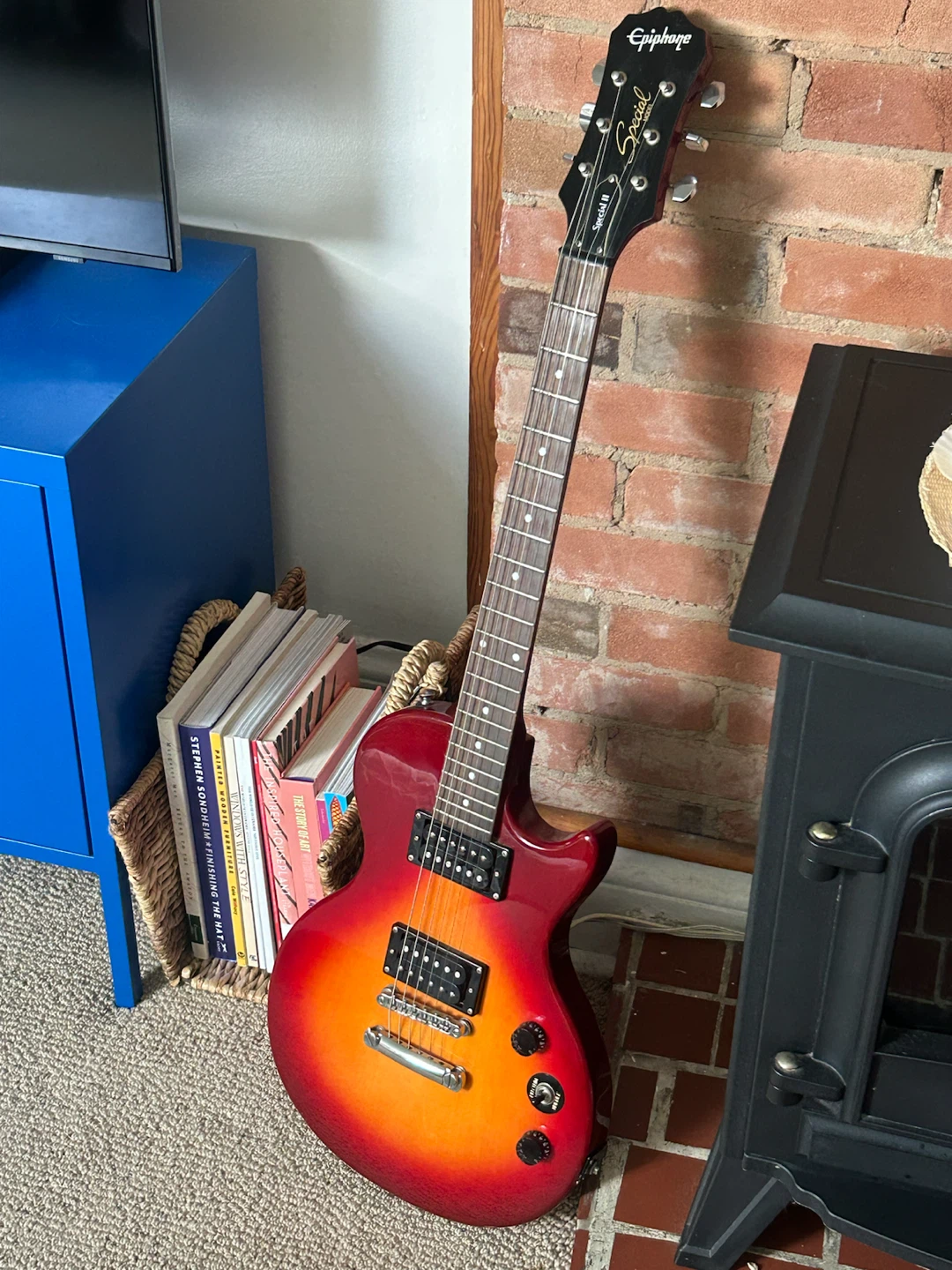 Epiphone Les Paul Special II Electric Guitar - photo 2