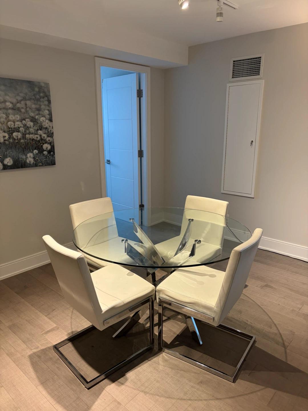 Round Glass Dining Table & Chairs