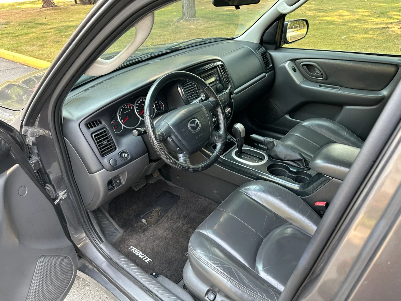 Mazda Tribute SUV - photo 4