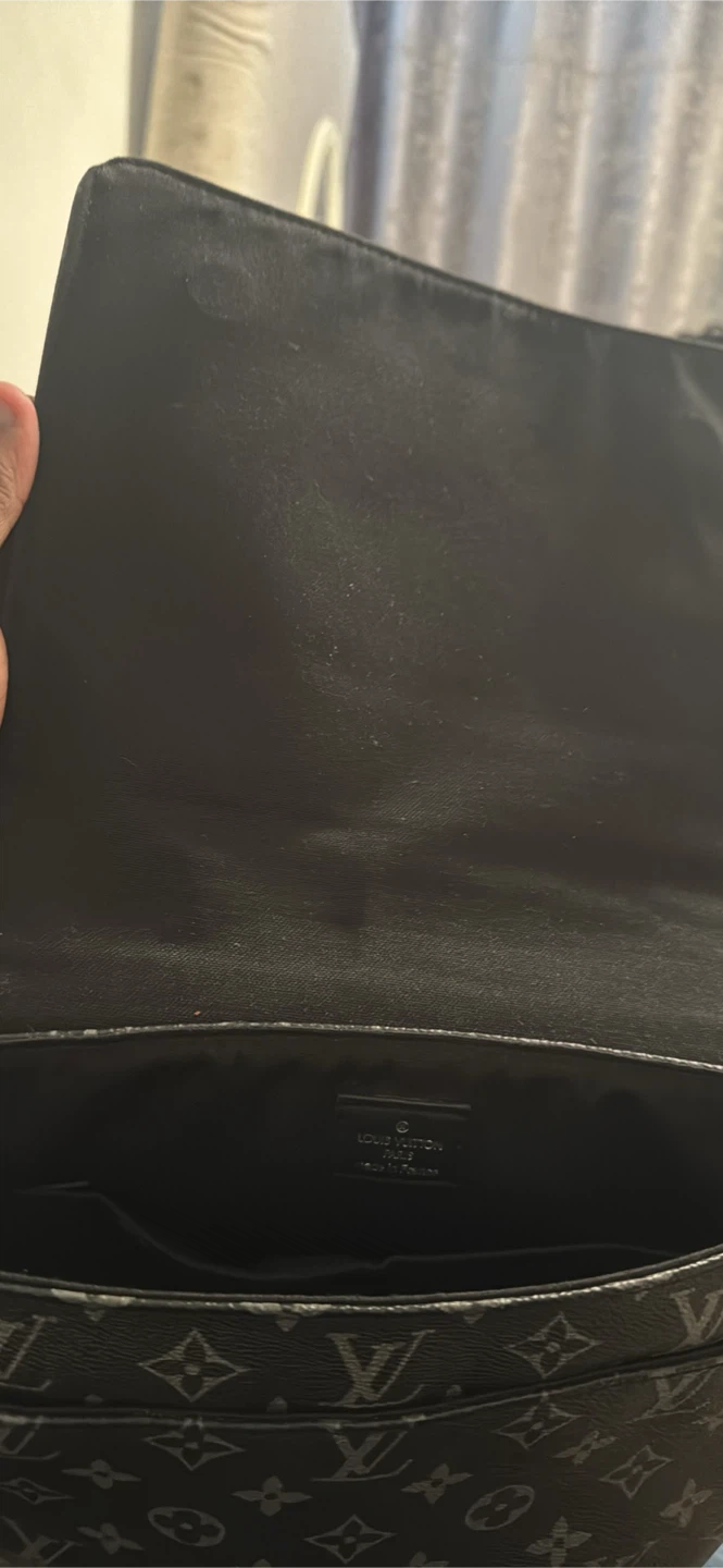 Louis Vuitton Monogram Eclipse Messenger Bag - photo 2