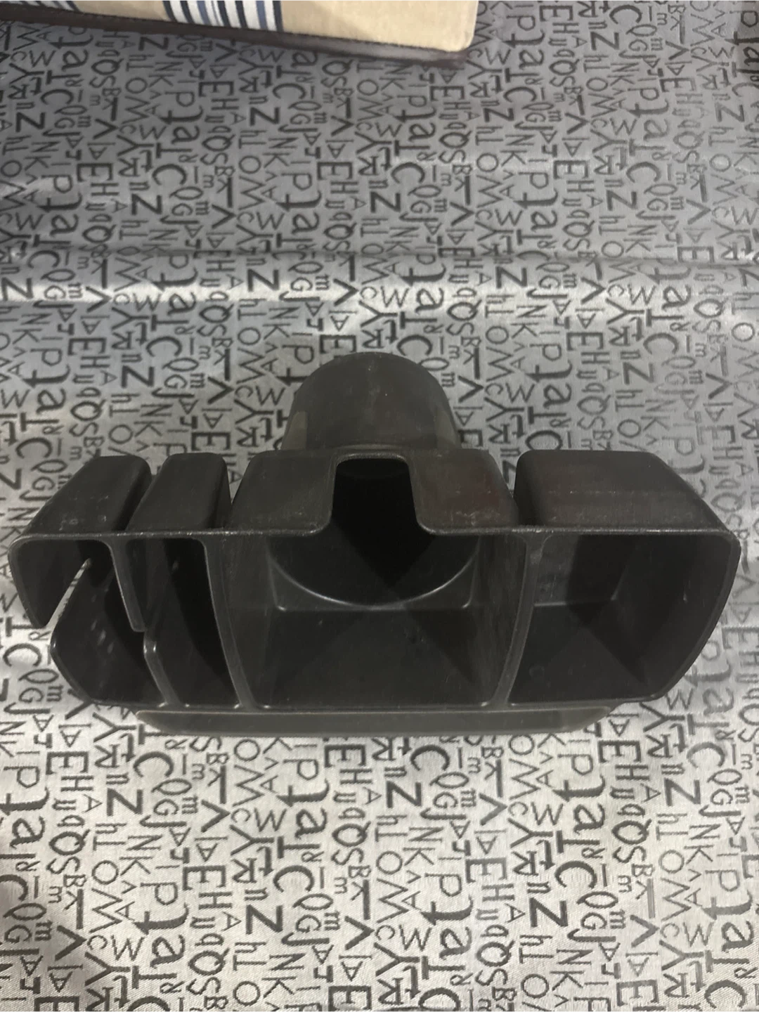 Rubbermaid car centre console organizer - photo 3