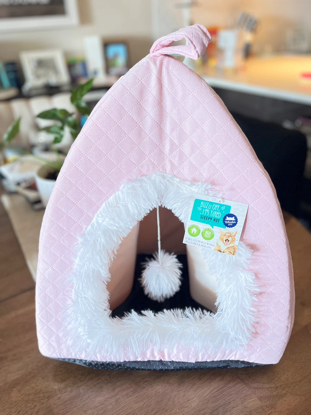 Cat tent / bed new with tags 😻