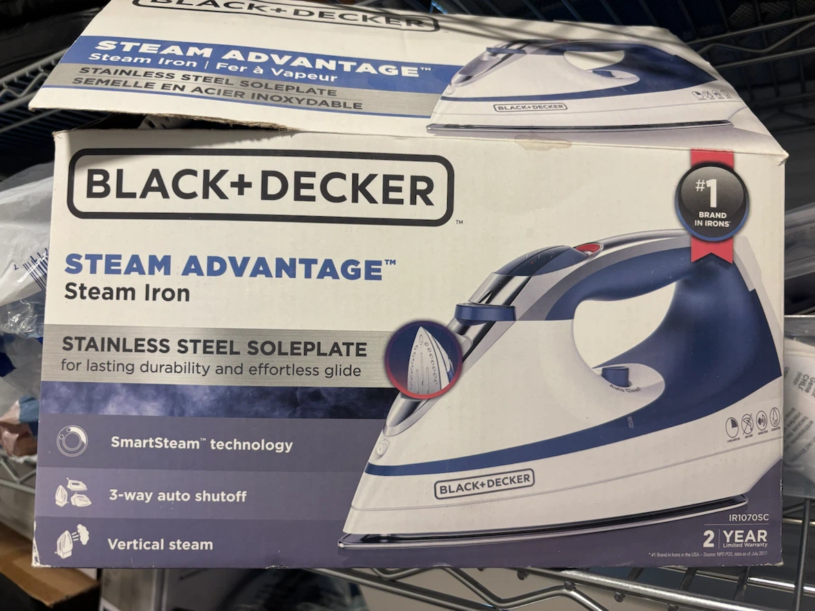 Black+Decker Steam Advantage Steam Iron