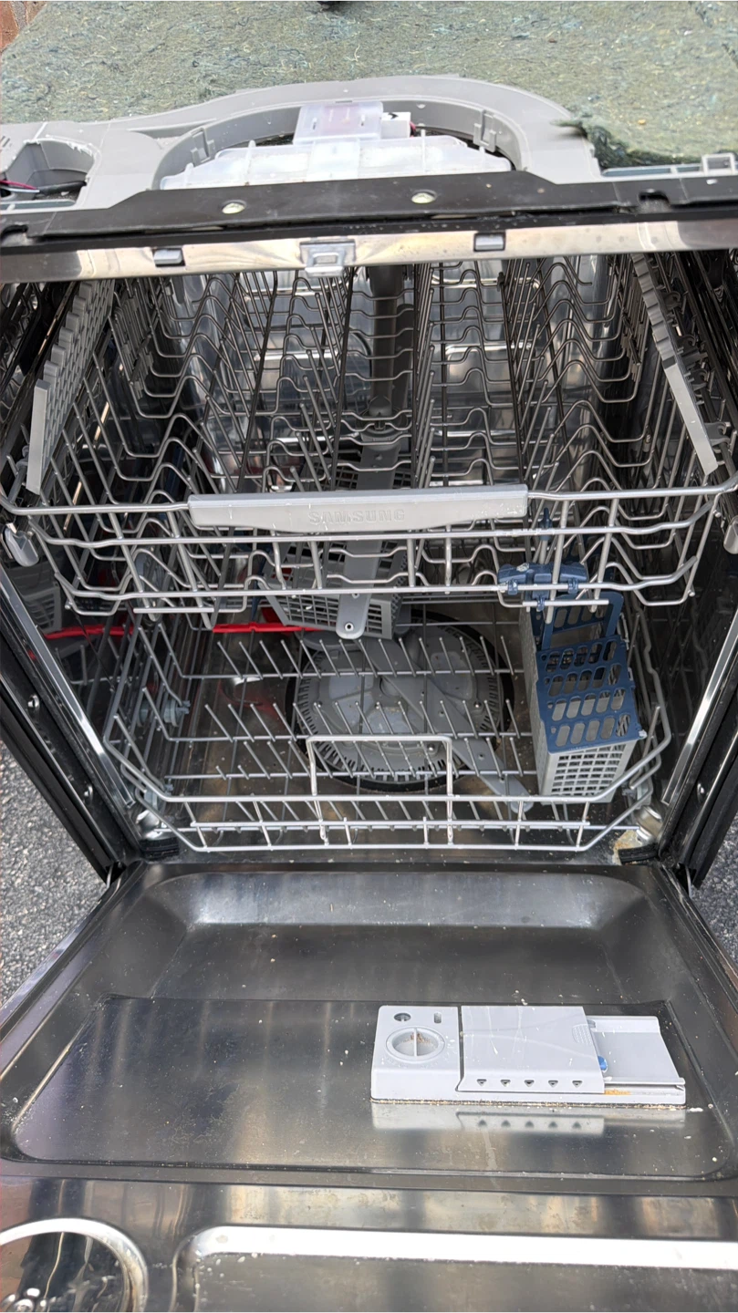 Samsung 24" Top Control Dishwasher - Black Stainless Steel - photo 4