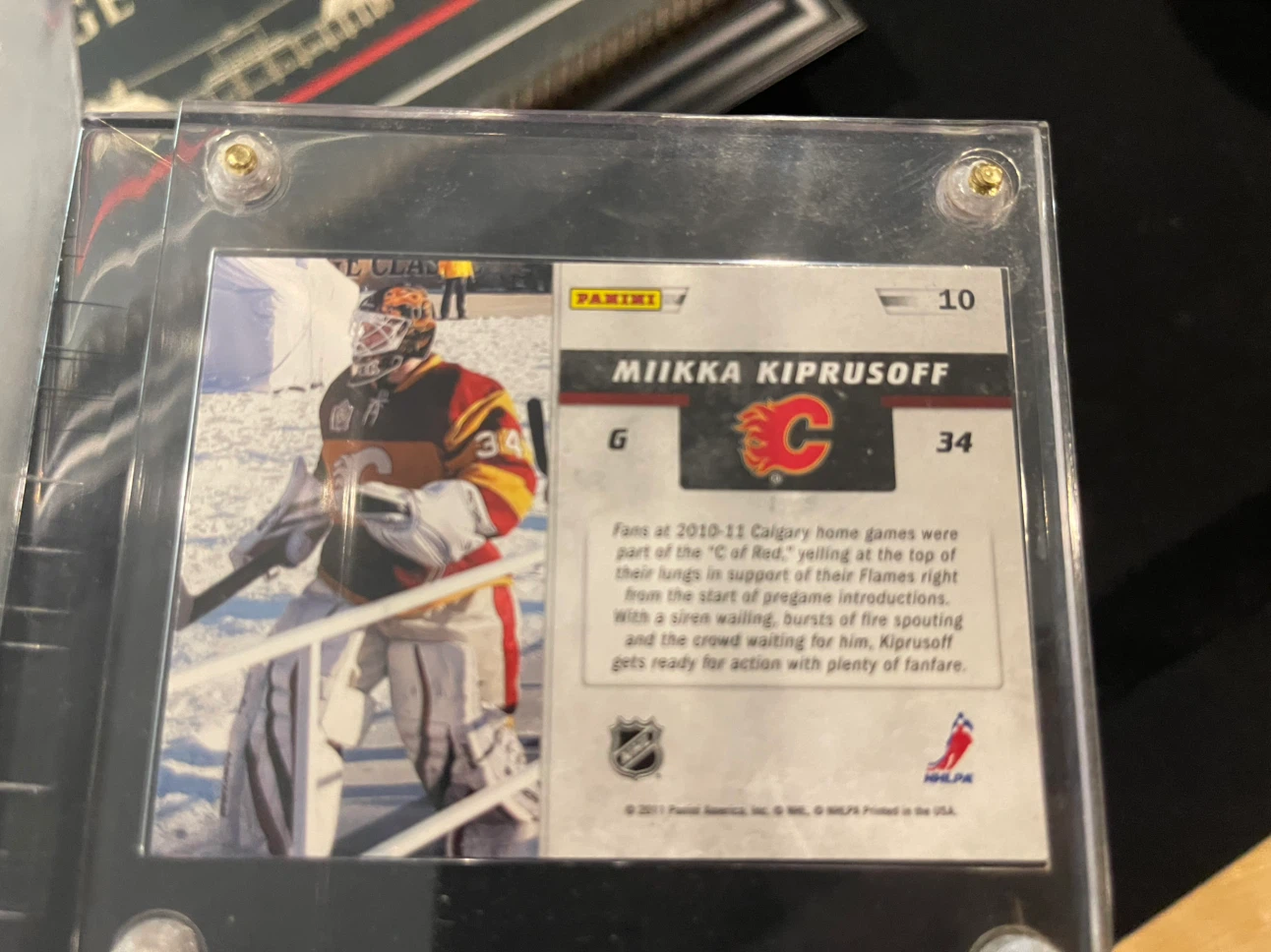 2011 NHL Heritage Classic Memorabilia Set - photo 2