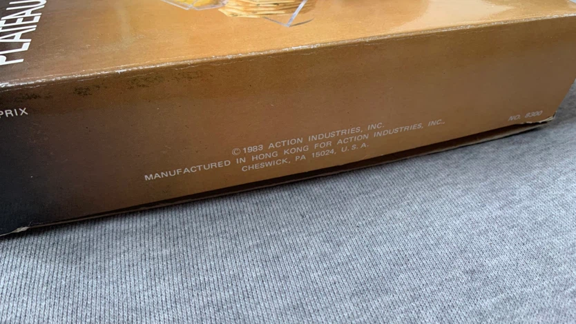 Vintage 1983 Acrylic Cheese and Crackers Tray (2 units avail) 🏈 - photo 2