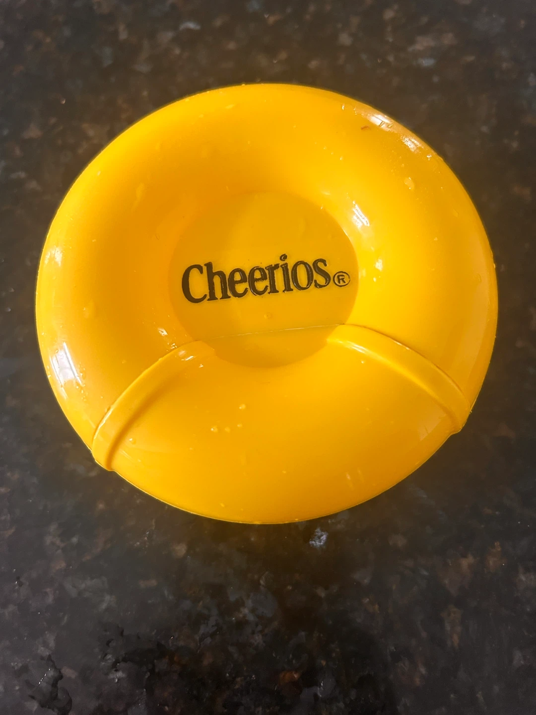 Cheerios Yellow Snack Container🏈