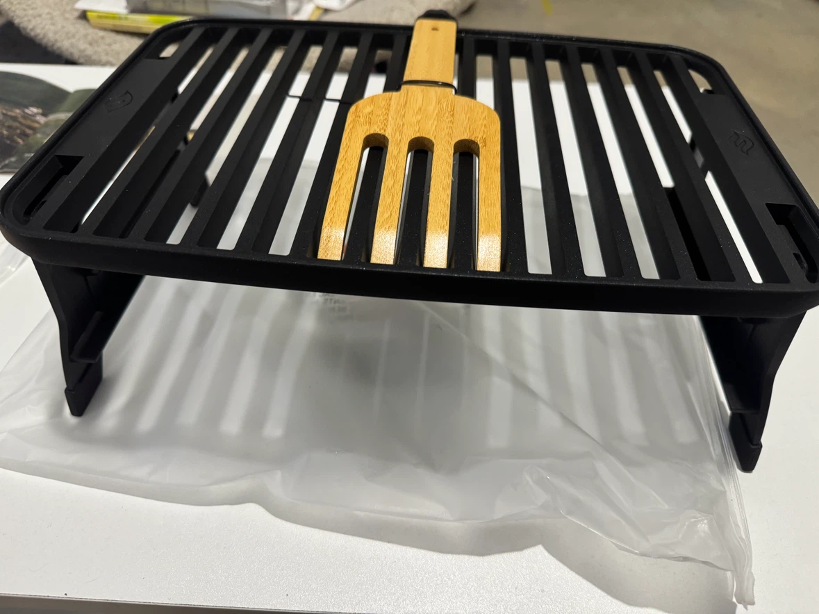 Fire & Flavor Hero Portable Grill System - photo 5