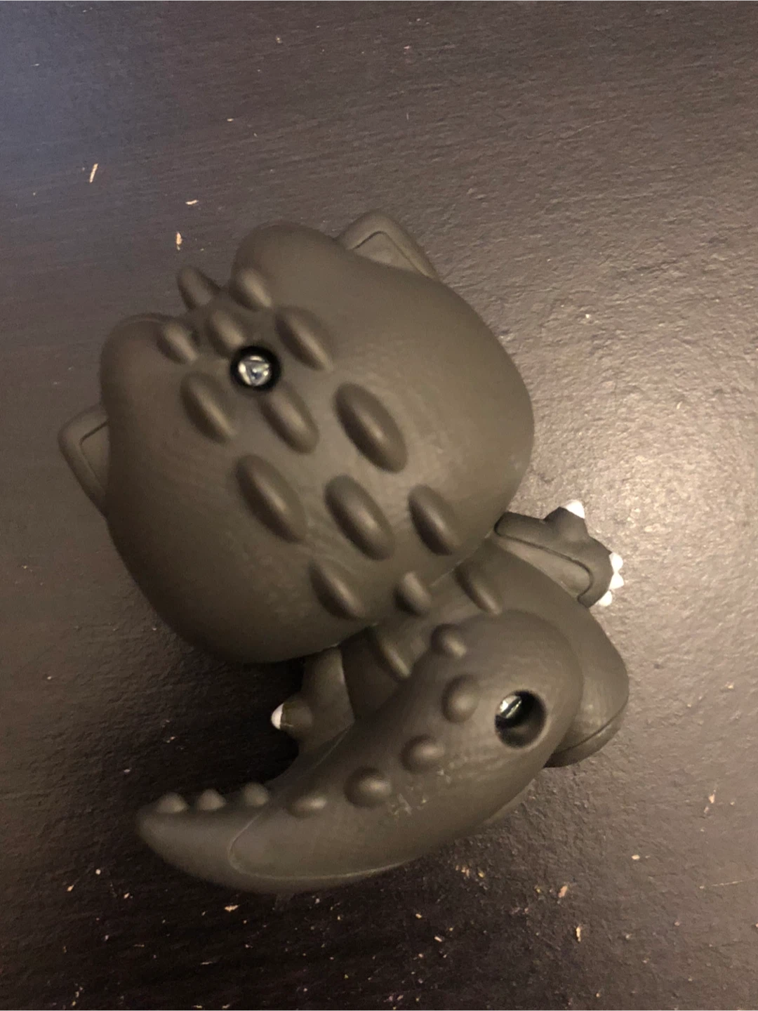 Hello Kitty x Godzilla Vinyl Figure🏈 - photo 2