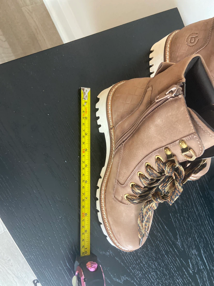 🏈Bugatti tan lace-up combat boots