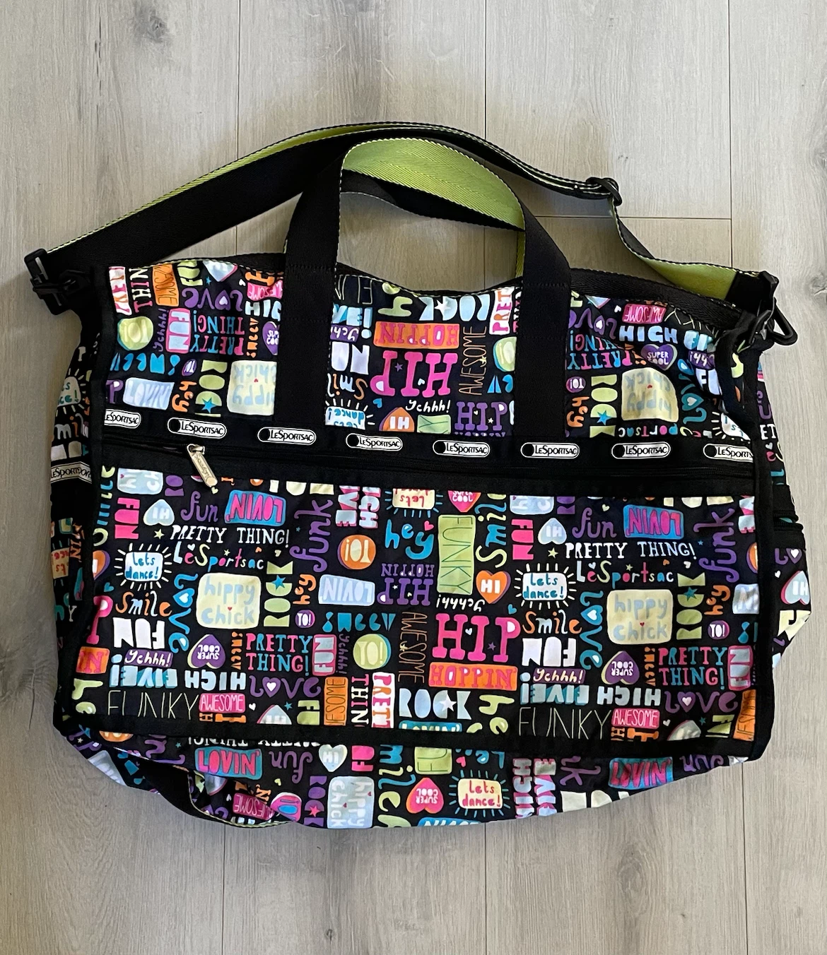 LeSportsac Large Weekender Duffel Bag Rare Y2K Print 🏈