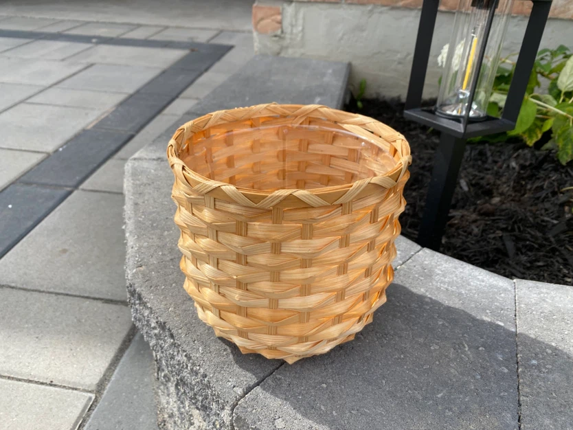 Woven Wicker Planter Basket with Plastic Liner - photo 3