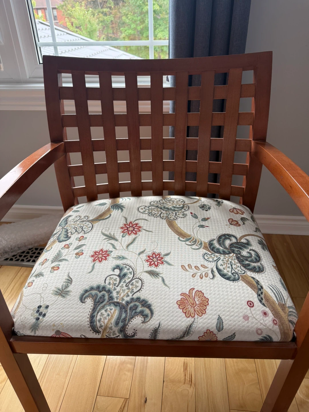 Wooden Armchair with Floral Seat - photo 3