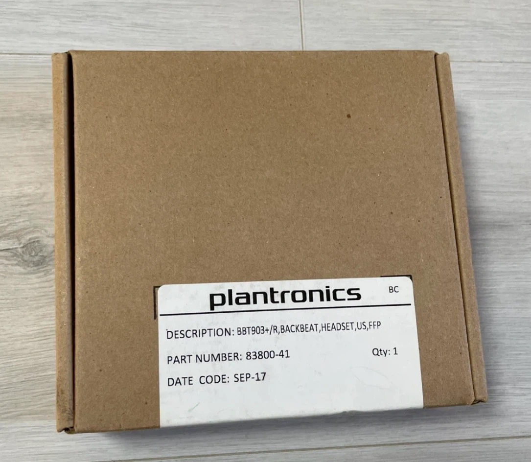 NEW SEALED Plantronics BackBeat Wireless Bluetooth Headset 🏈 - photo 2