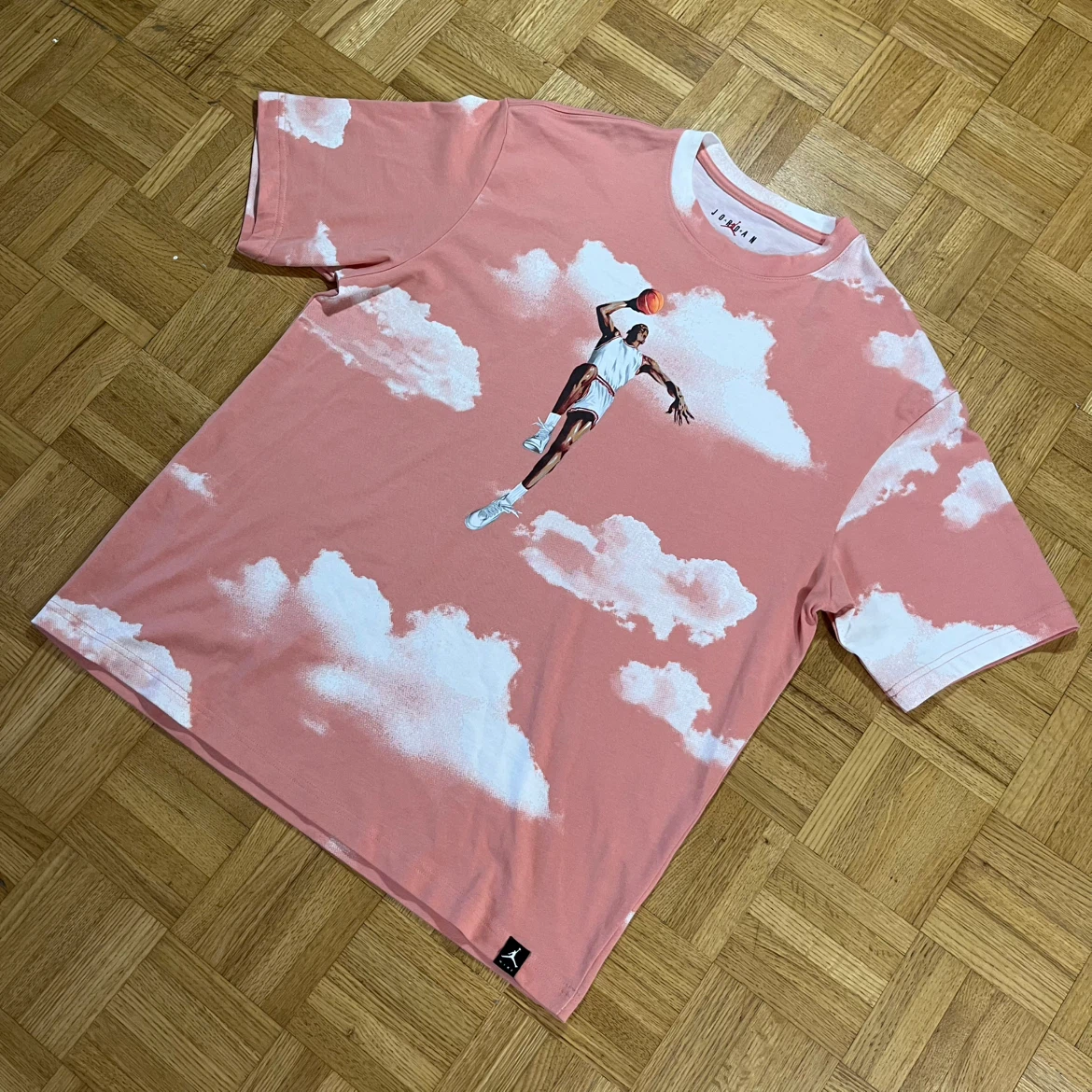 Jordan Cloud Print T-Shirt Men’s Size Medium - photo 2
