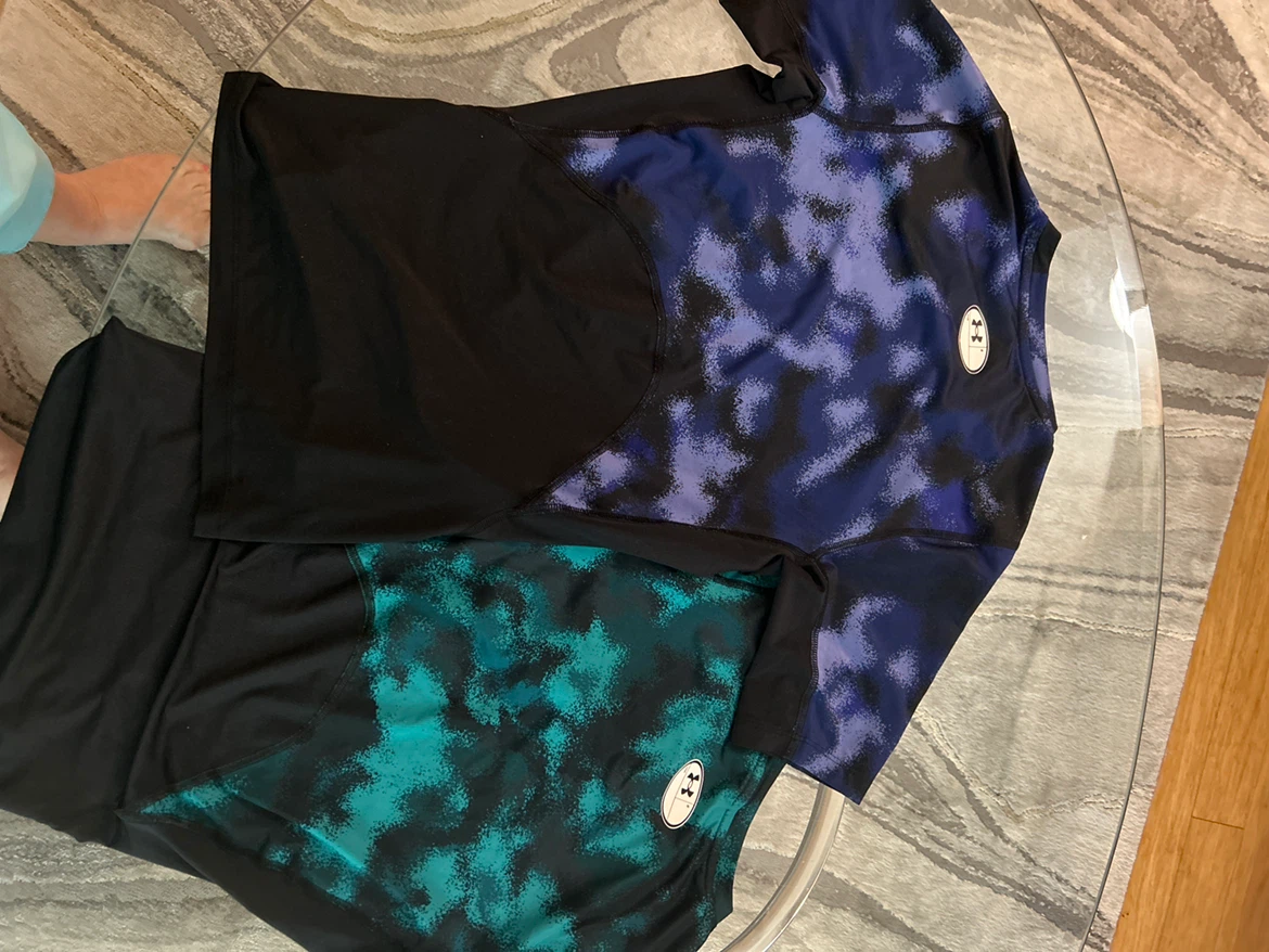 2 Under Armour HeatGear Compression Shirts - Small - photo 4