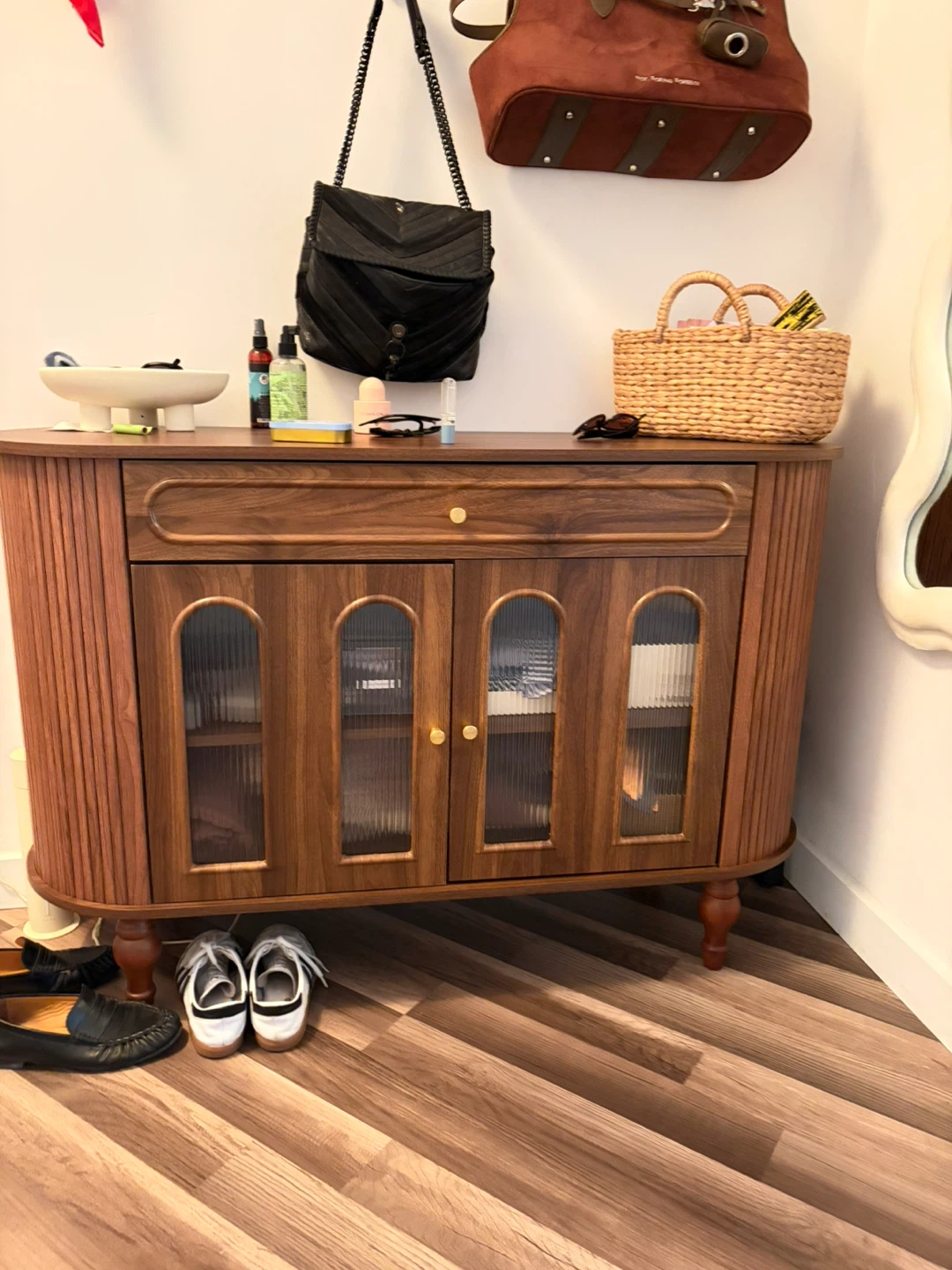 Giratree 47-inch Fluted Sideboard Cabinet - photo 5