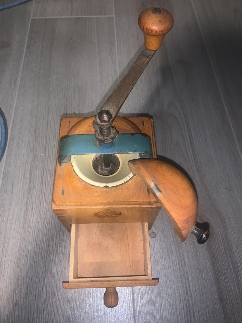 Vintage Leinbrock's Ideal Coffee Grinder
