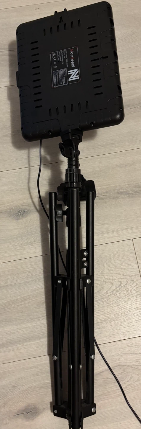 LED Light with Tripod + Phone Holder