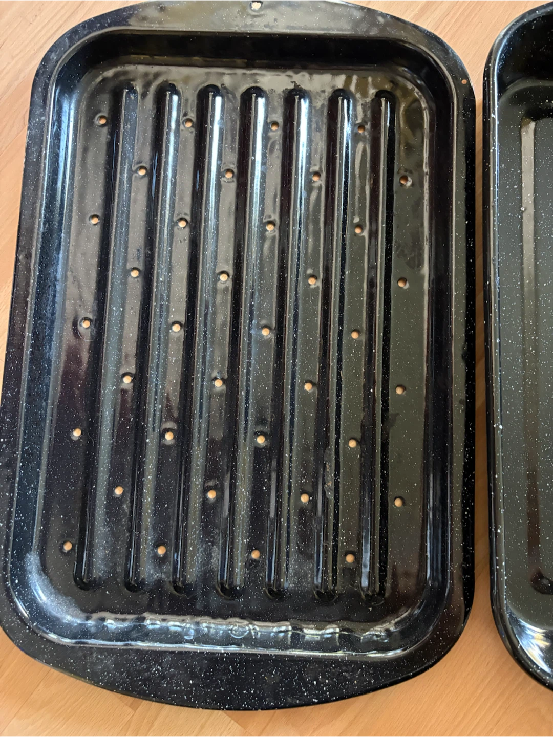 Broiler/ Roaster Pan Nonstick Porcelain Coated 19” x 12” 🏈 - photo 4