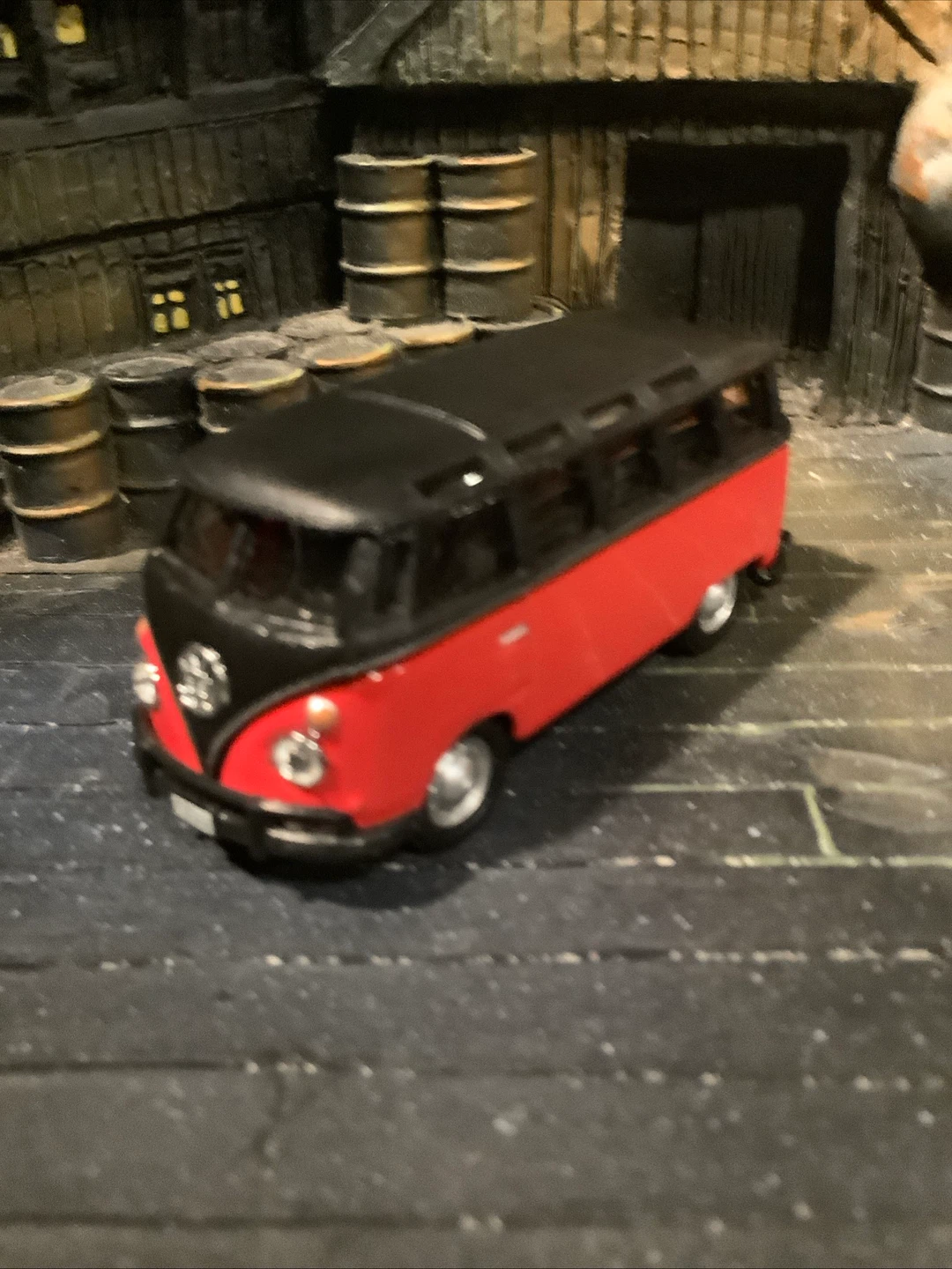 Hogwell Volkswagen T1 Bus Diecast Model