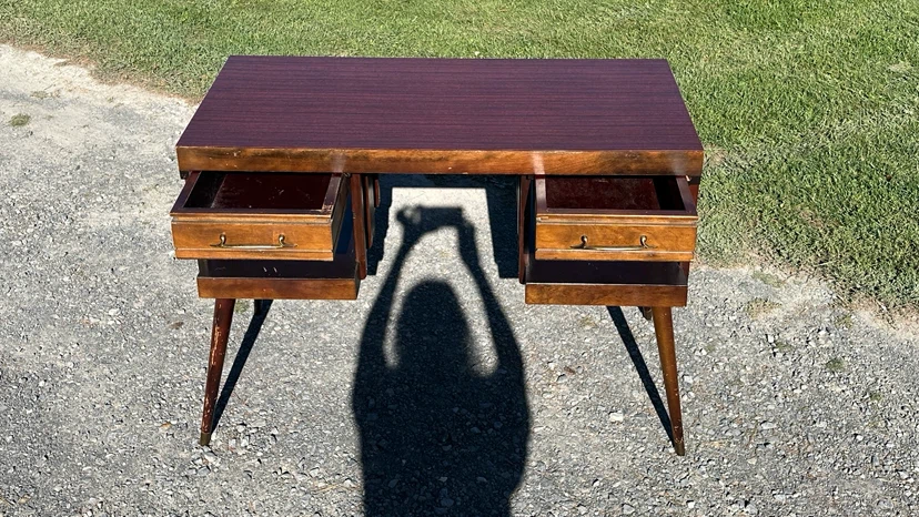 Vintage MCM Walnut Desk (CAN DELIVER) - photo 4