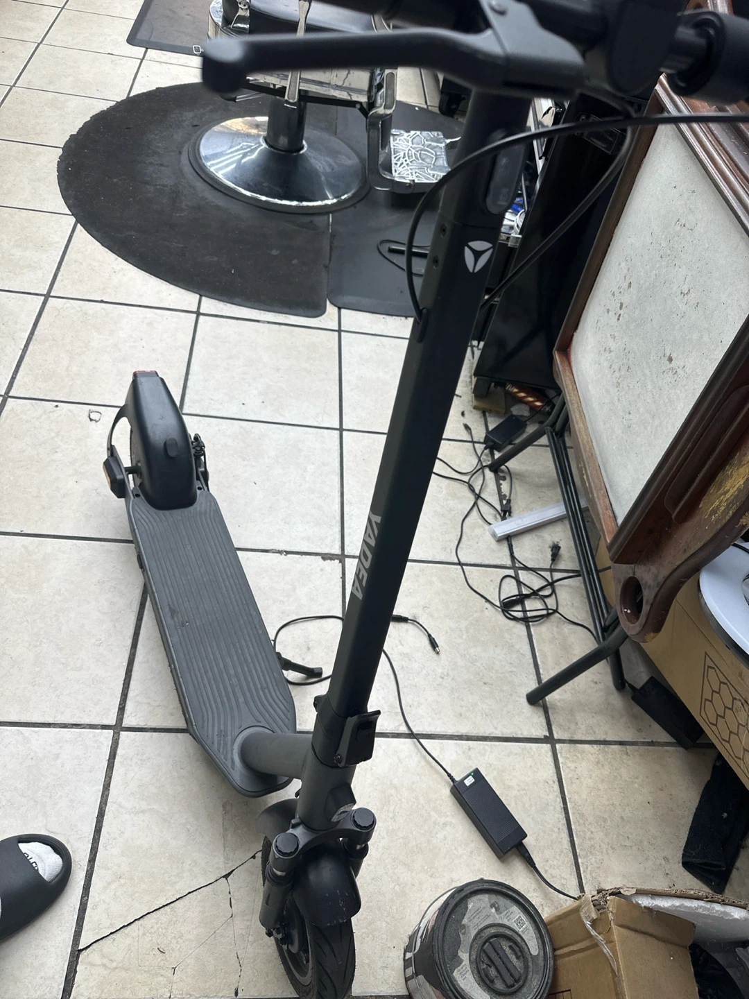 Yadea Electric Scooter - photo 4
