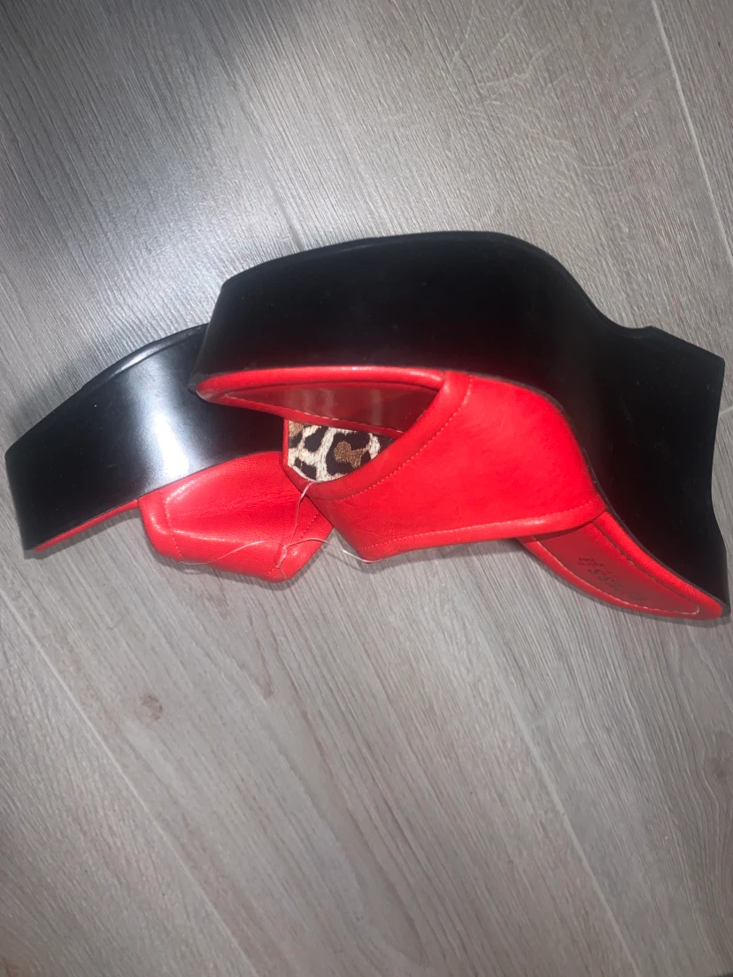 Guess Platform Wedge Sandals - photo 2