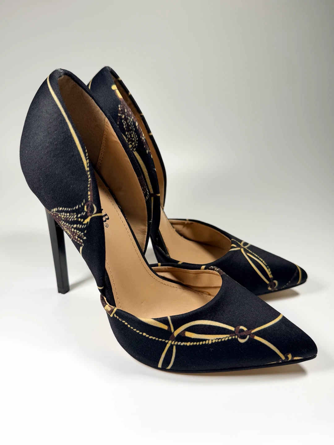 JustFab Jenn Stiletto Pumps – Size 6 🏈