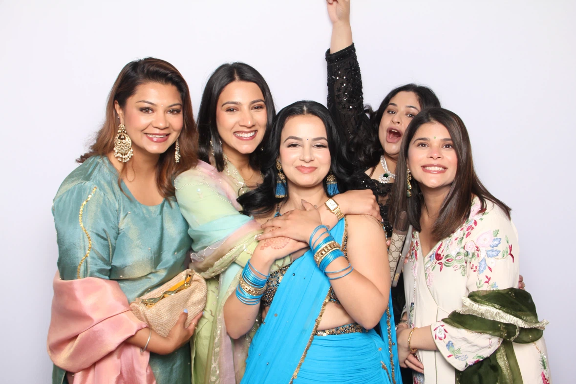 Photobooth Rental For Events - photo 2