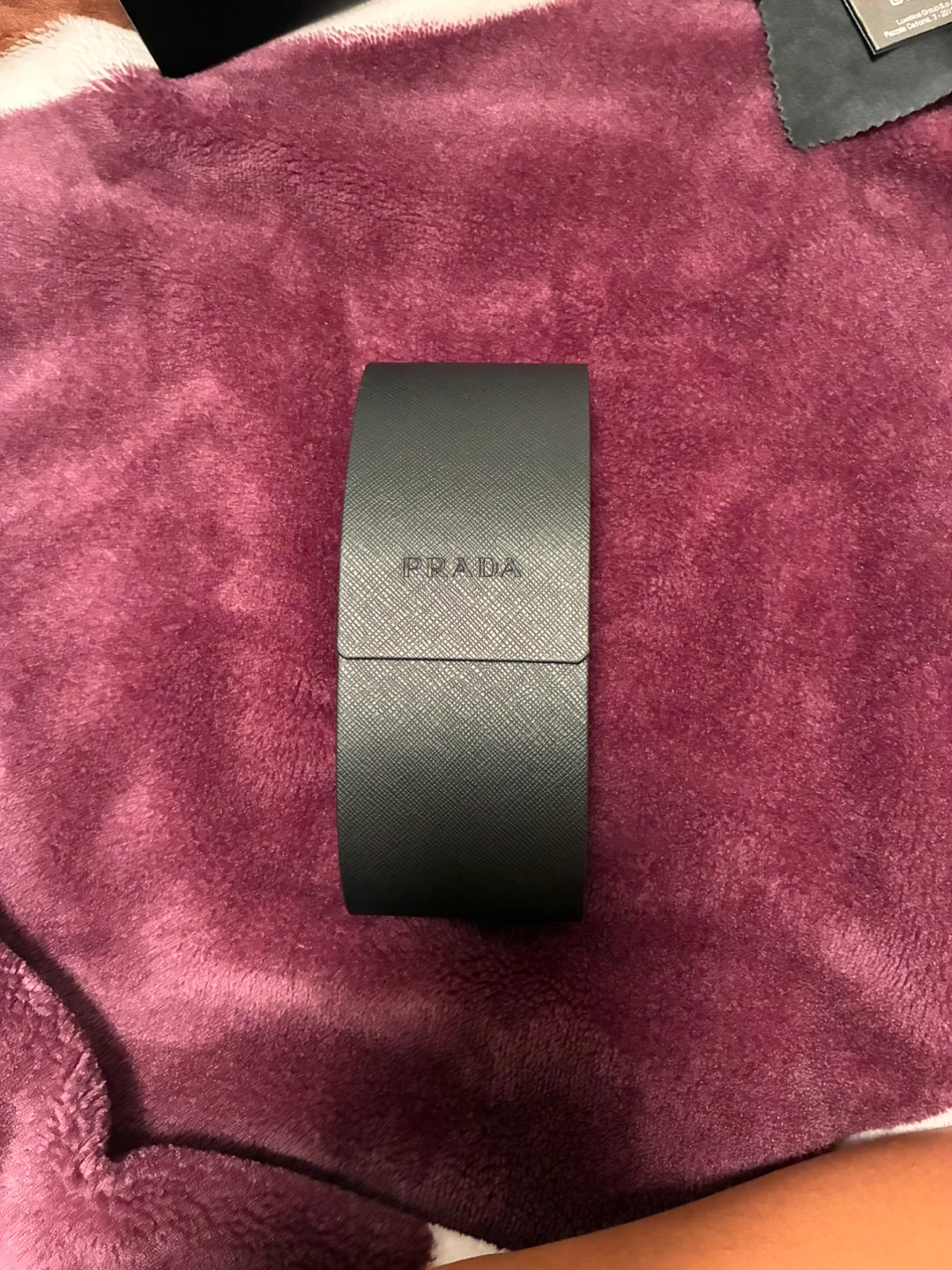 Prada Sunglasses with Case and Authenticity Card - photo 3