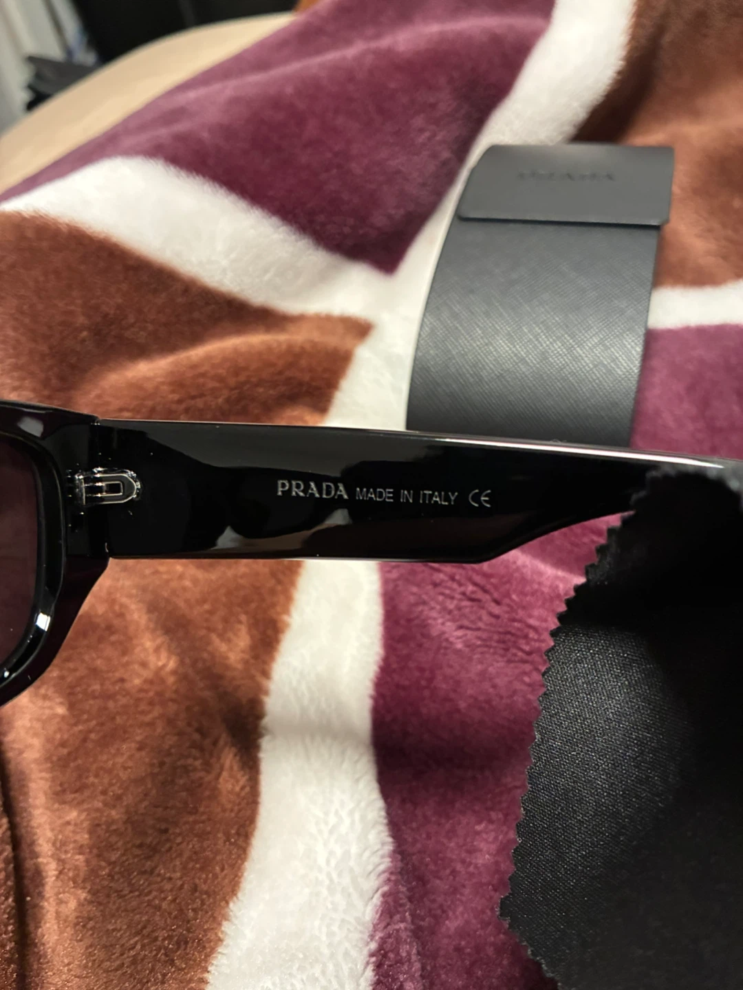 Prada Sunglasses with Case and Authenticity Card - photo 4