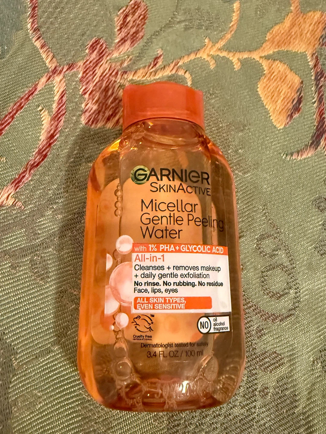 Garnier SkinActive Micellar Gentle Peeling Water🏈