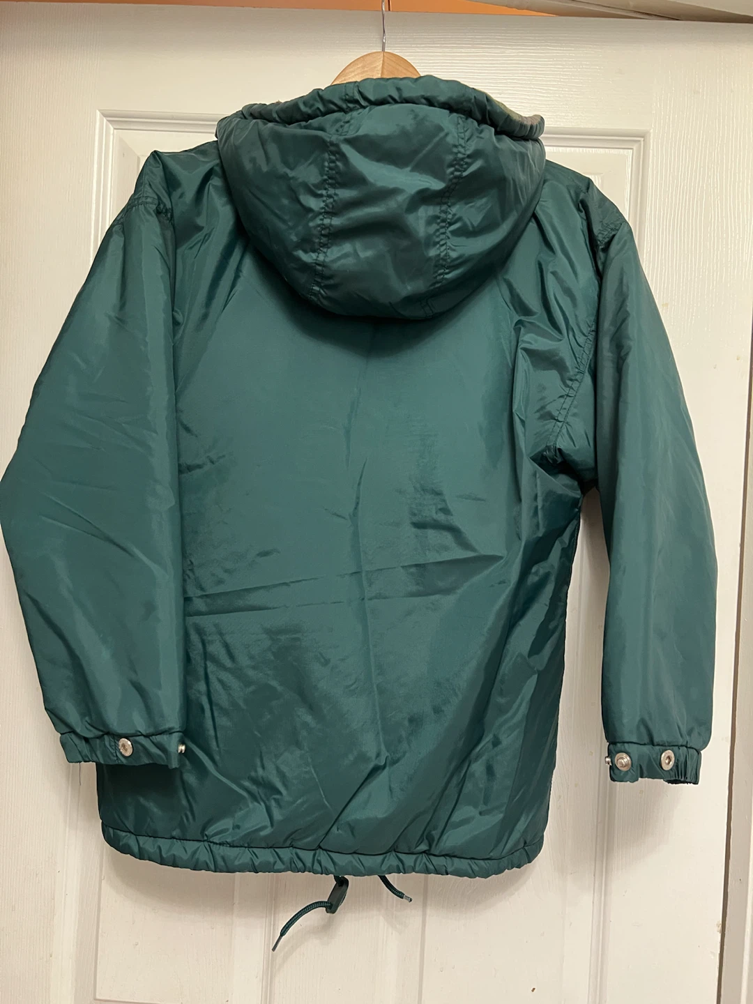 🏈 Green Hooded Jacket with Plaid Lining - photo 2