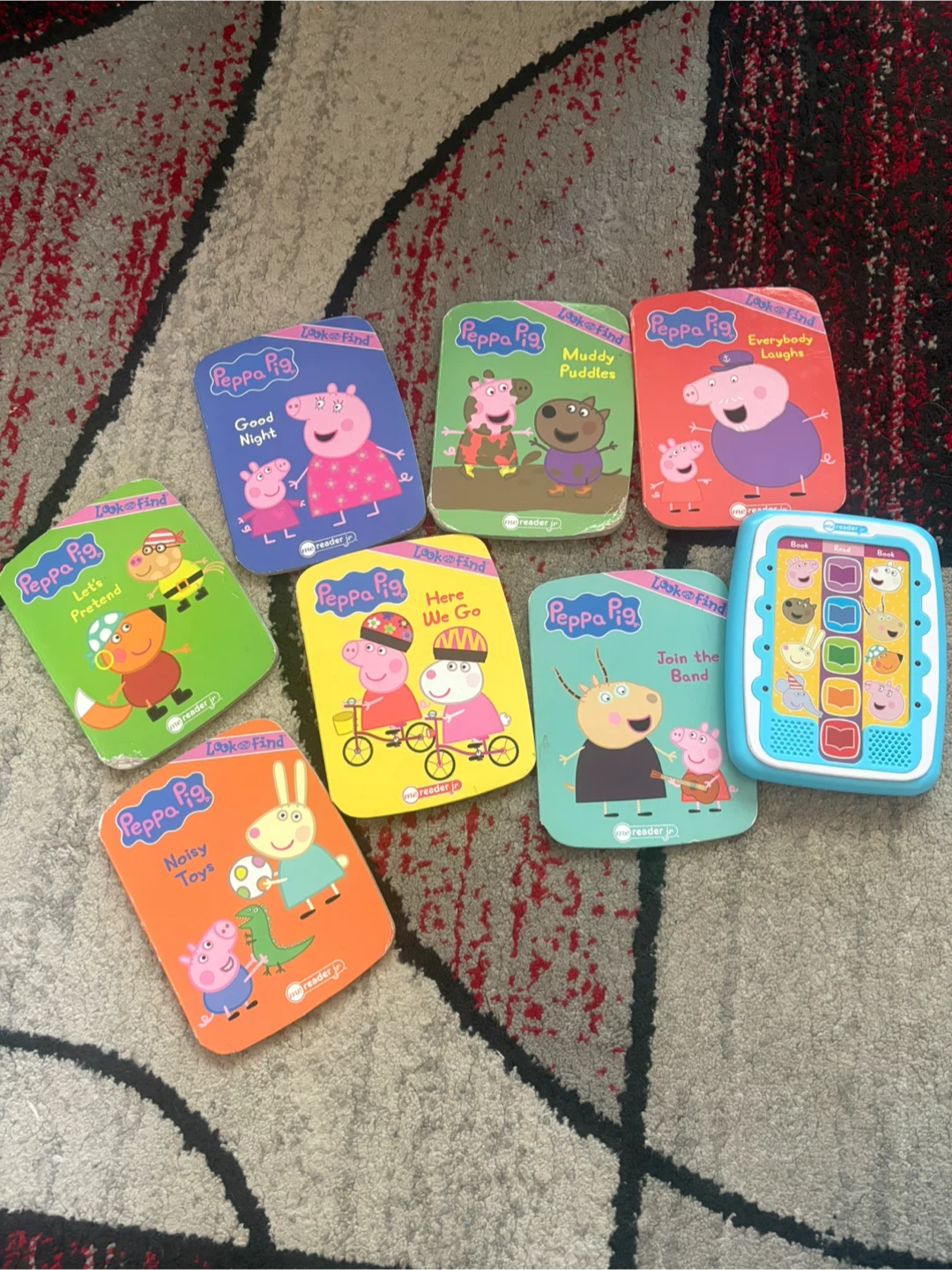 Peppa Pig Me Reader Jr. Electronic Reader with 7 Books