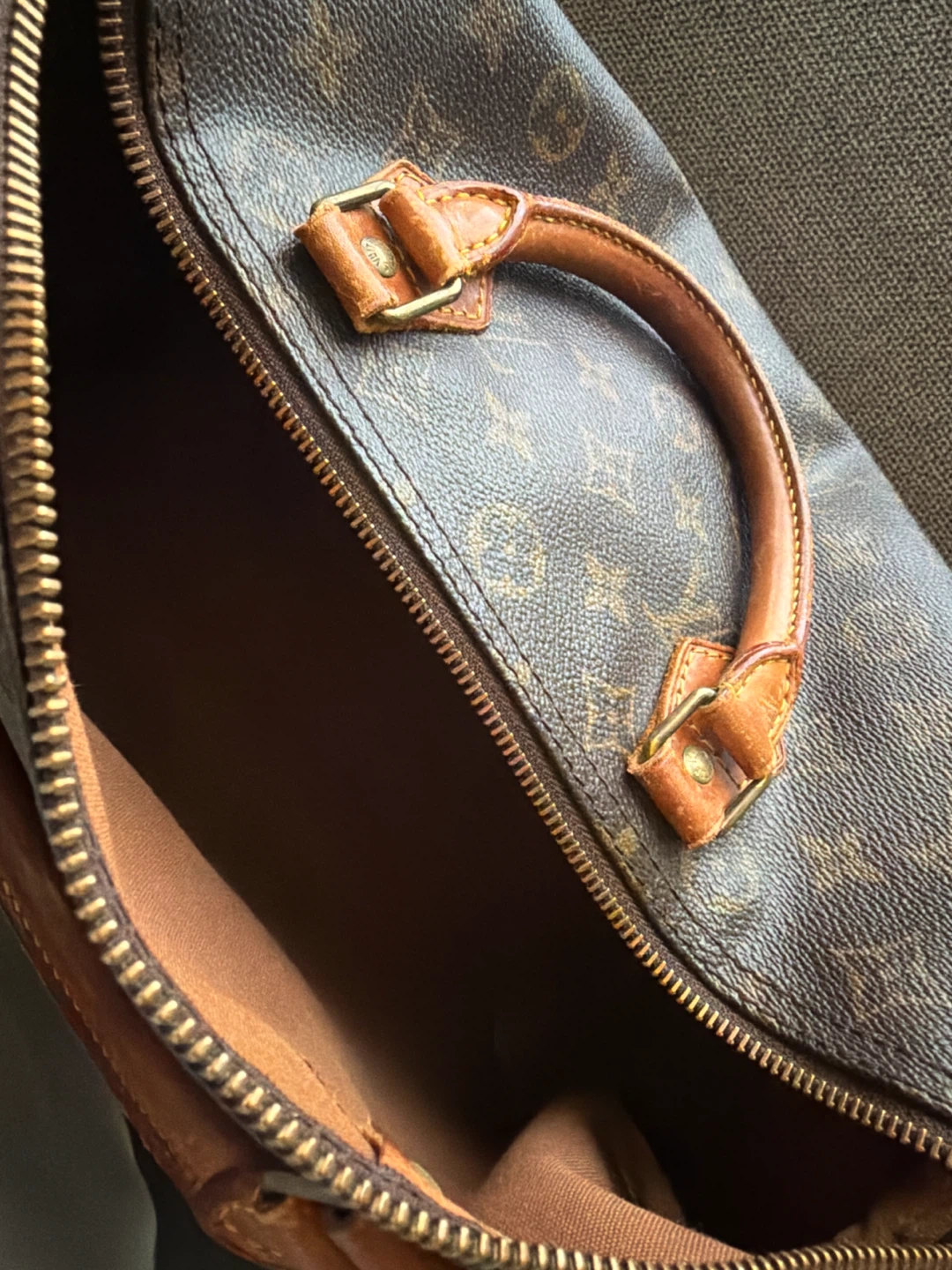Louis Vuitton Speedy 30 Monogram Canvas 🏈 - photo 4