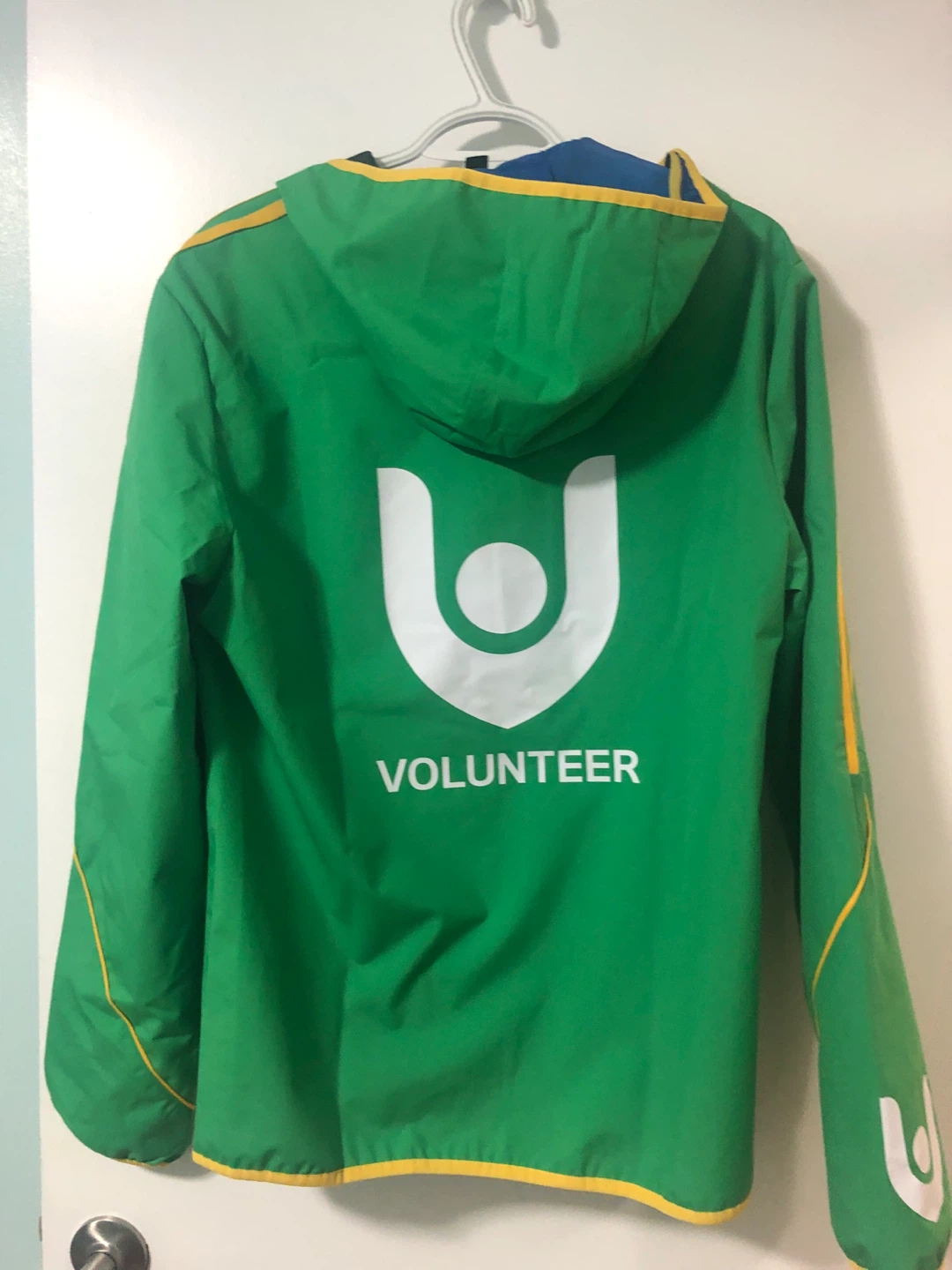 NEW ADIDAS  green jacket - photo 3