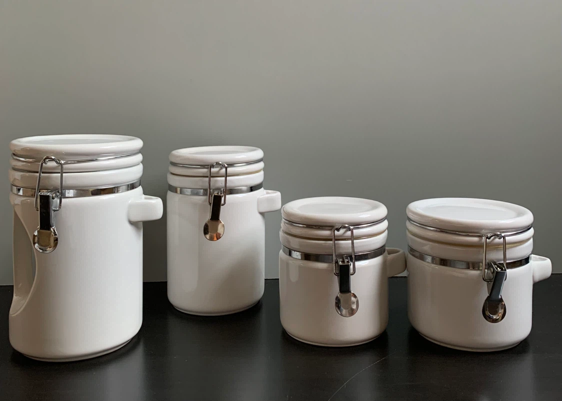 Set of 4 Ceramic Canisters - photo 4
