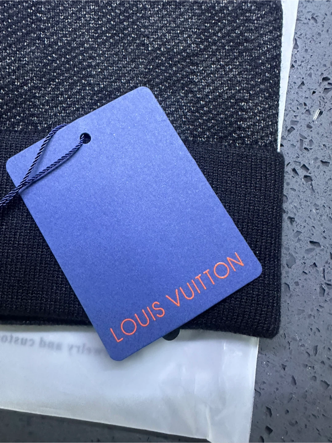 Louis Vuitton Beanie - photo 2
