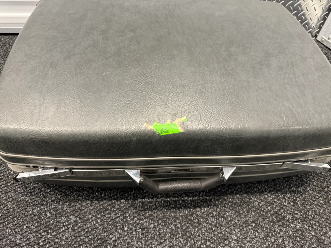 Samsonite Vintage Hardside Suitcase - photo 2